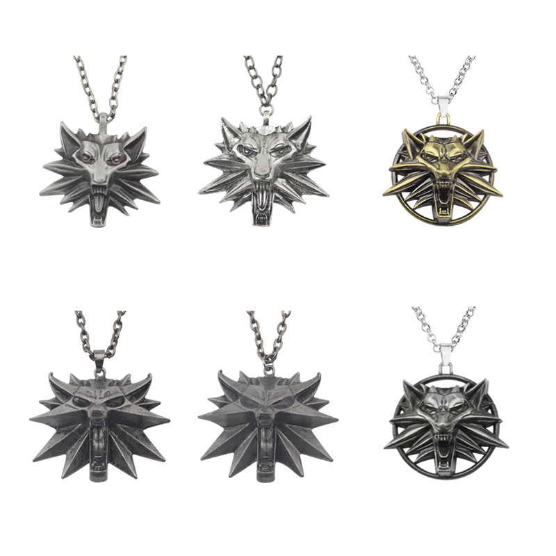 Wildman Hunting & Outdoor - Kalung liontin kepala serigala mulut terbuka
